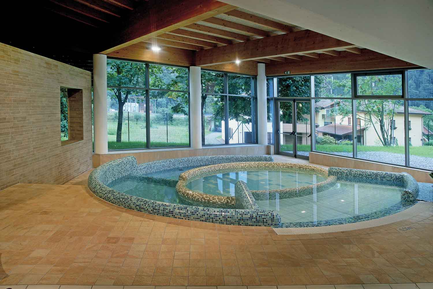 mozaik plocice za unutarnji bazen